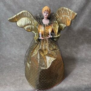 Vintage Illuminated Angel Of Peace Christmas Tree Topper